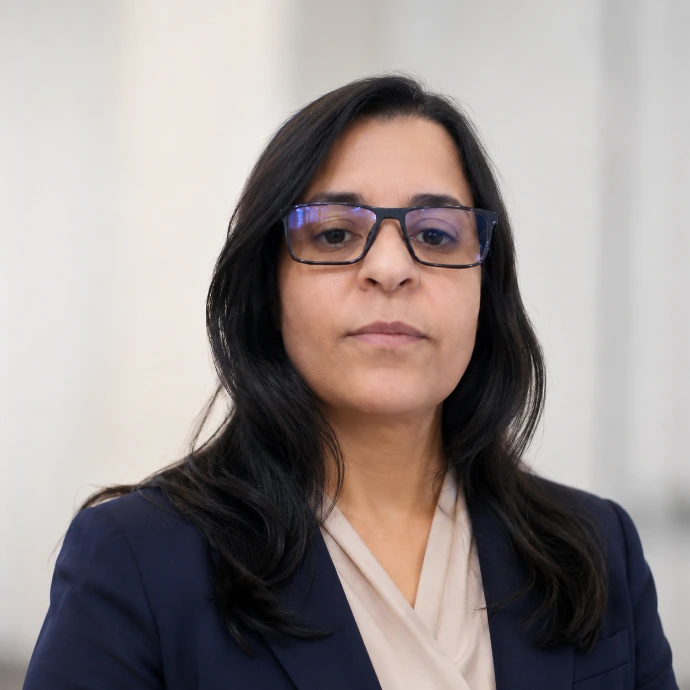 Henda Hanchi, project manager.